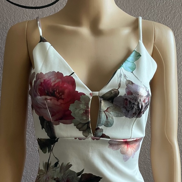 NWT Gazing At Florals Midi Dress - White/Multi - Picture 6 of 9